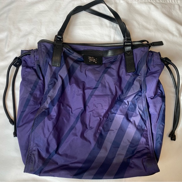 BURBERRY Nova Check Tote. Purple. Polyester body w Leather trim & base. - Picture 3 of 10